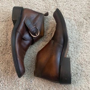 Donald J Pliner rawhide leather ankle buckle boots booties 10.5